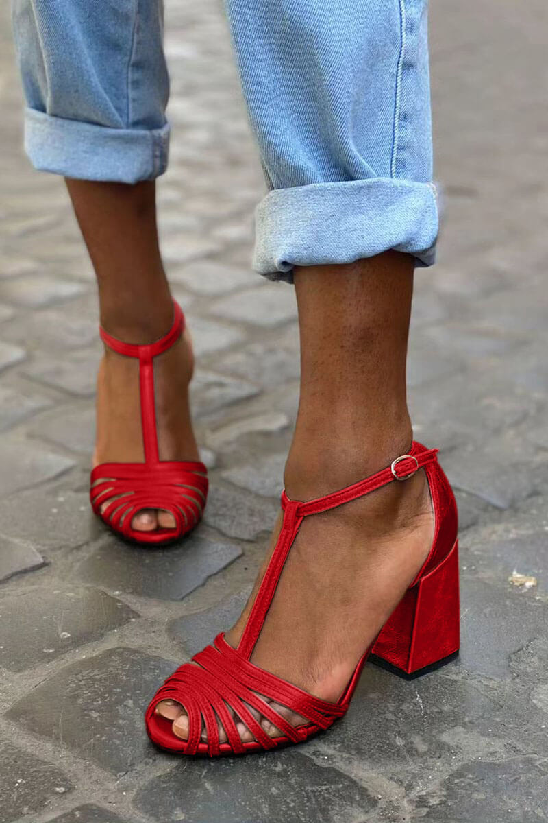 SANDALIAS ELEGANTES CON T-BAR