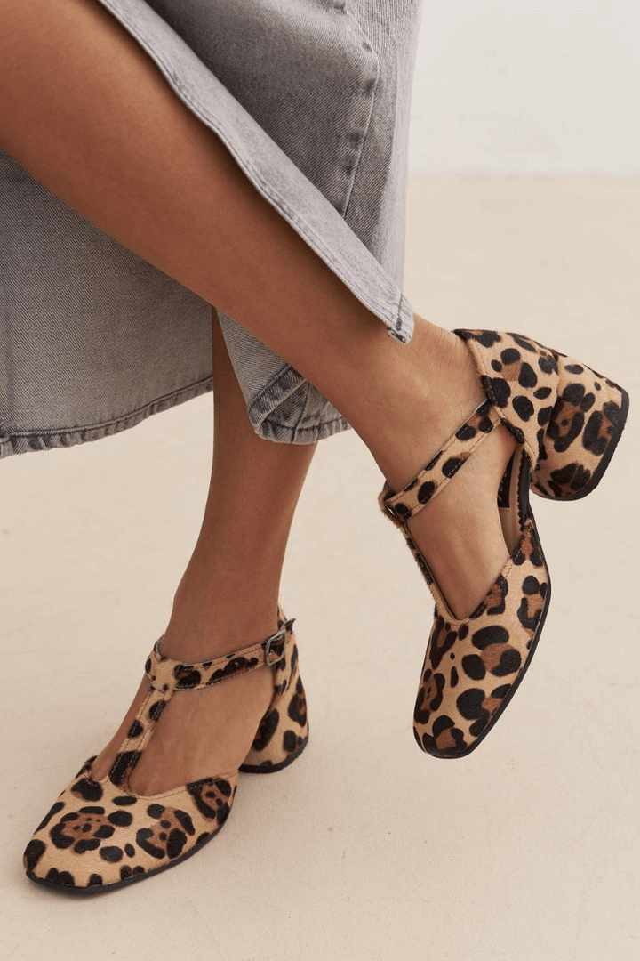 ZAPATOS T-STRAP CON ESTAMPADO ANIMAL