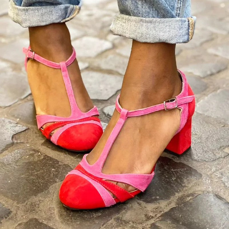 ZAPATO CON T-BAR Y TACÓN ESTABLE