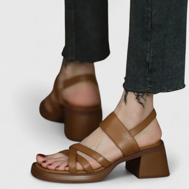 Ashlyn - Sandalias Elegantes