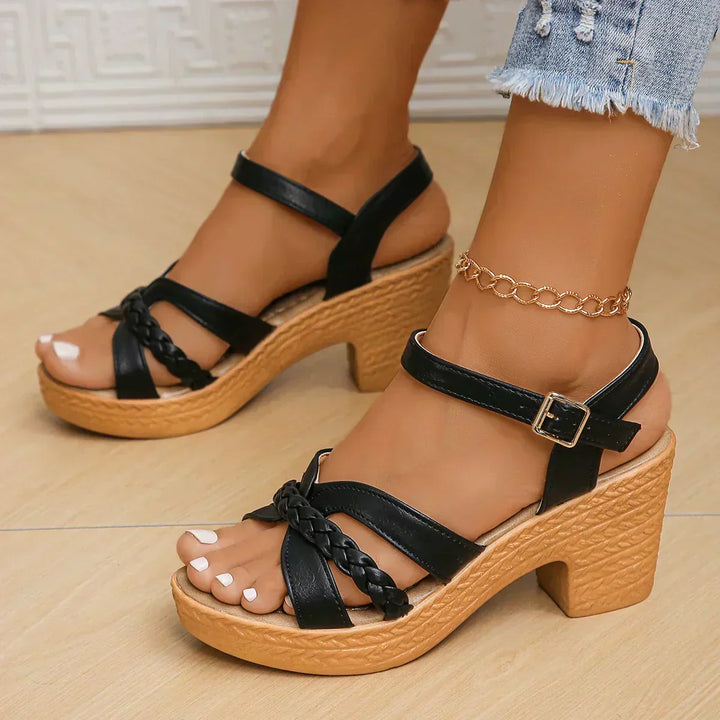 SANDALIAS DE TACÓN TEJIDAS