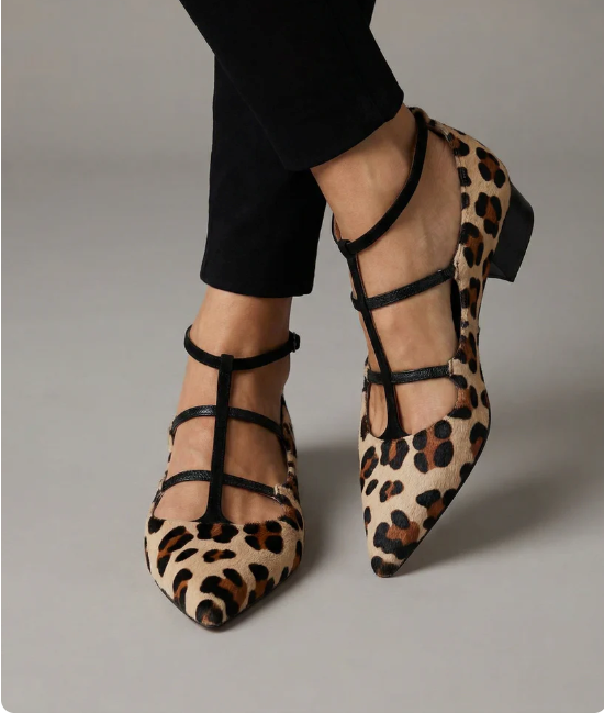 Bridget - Zapatos de tacón con cinturilla de leopardo