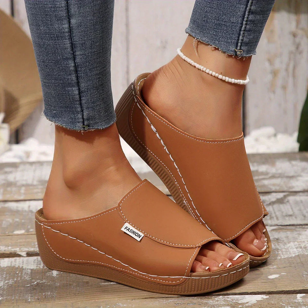 Ella - Sandalias tipo Slip-On